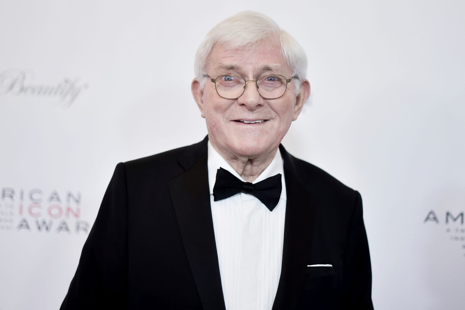 Phil Donahue 04689